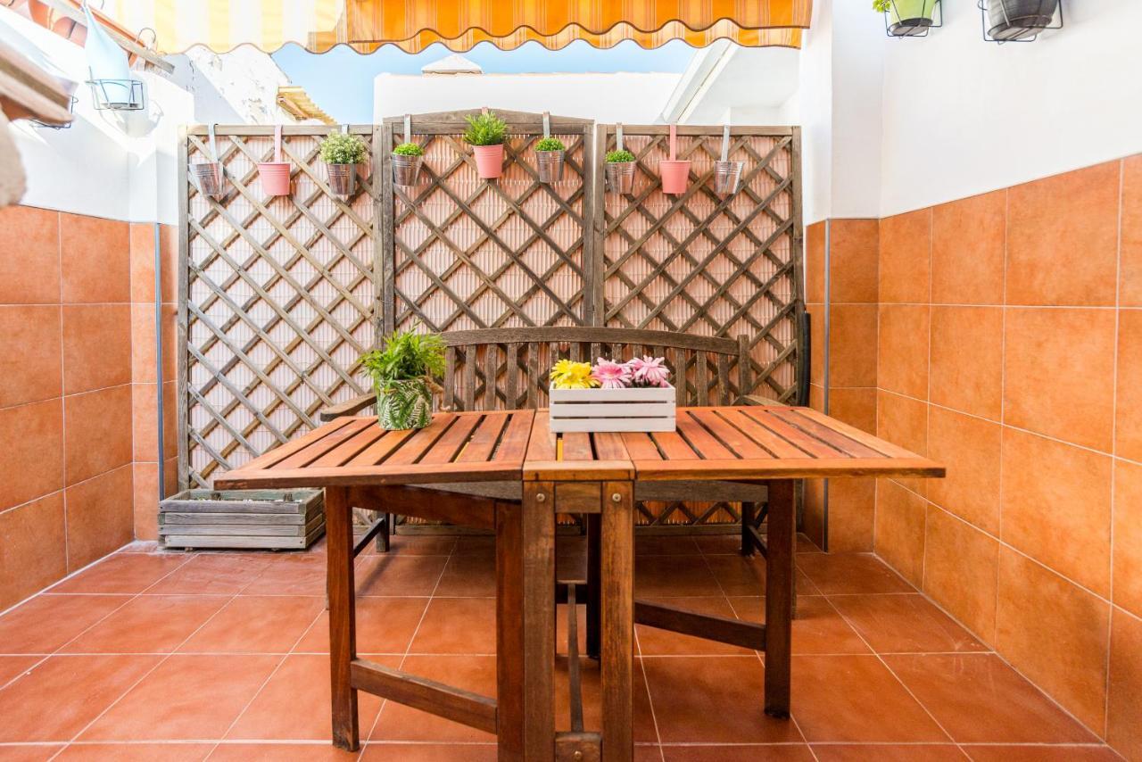 Family Noemi Home Center Μάλαγα Εξωτερικό φωτογραφία